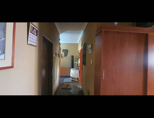 3 BEDROOM HOUSE FOR SALE IN RENSBURG